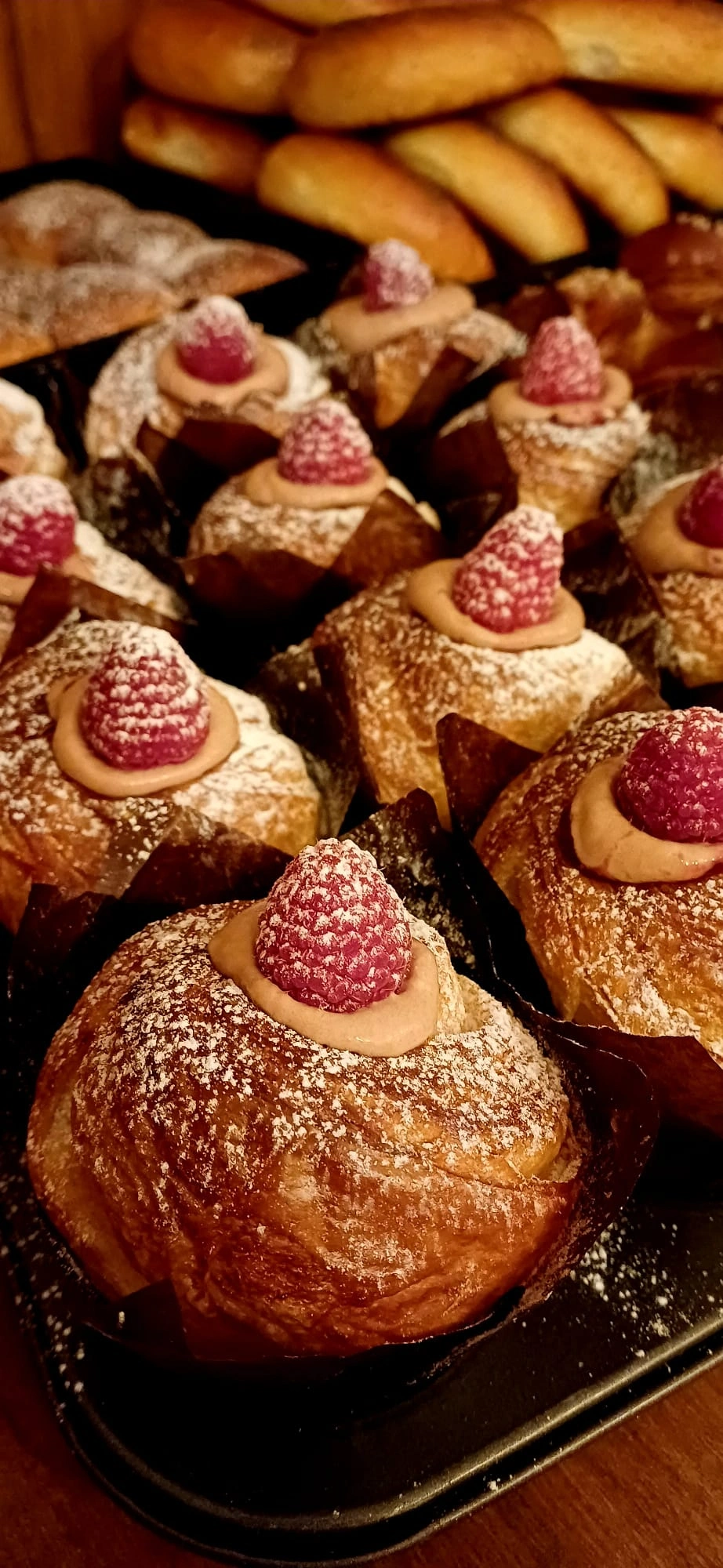 Cruffin plněný